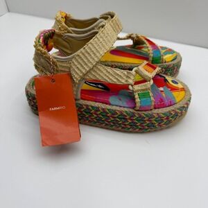 NWT Farm Rio Colorful Toucans Platform Espadrille Sandals Multi Color Sz 8